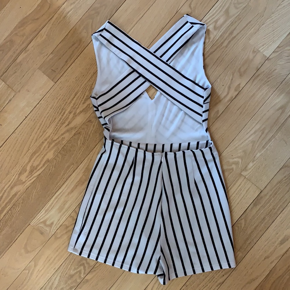 Cross Back Romper - Picture 2 of 3